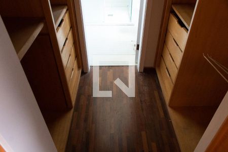 Apartamento à venda com 408m², 4 quartos e 4 vagasCLOSET