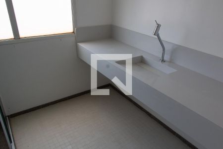 Apartamento à venda com 408m², 4 quartos e 4 vagasBANHEIRO DA SUITE 1