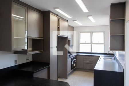 Apartamento à venda com 408m², 4 quartos e 4 vagasCOZINHA