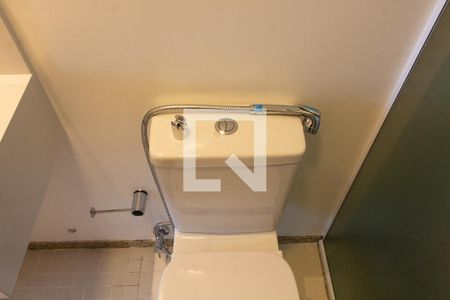 Apartamento à venda com 408m², 4 quartos e 4 vagasBANHEIRO DA SUITE 2