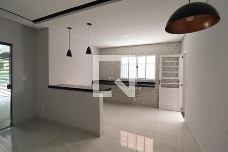 Casa à venda com 132m², 3 quartos e 2 vagas Casa à venda com 132m², 3 quartos e 2 vagasCozinha e Área de Serviço