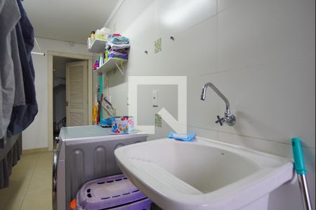 Casa à venda com 453m², 4 quartos e 4 vagasÁrea de Serviço