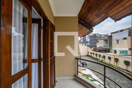 Casa de condomínio à venda com 140m², 3 quartos e 3 vagas Casa de condomínio à venda com 140m², 3 quartos e 3 vagasSacada do Quarto 2