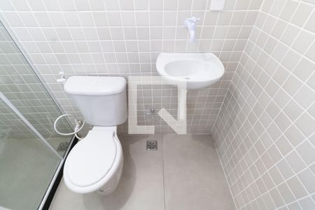 Casa para alugar com 51m², 2 quartos e sem vaga Casa para alugar com 51m², 2 quartos e sem vagaBanheiro do 2° andar