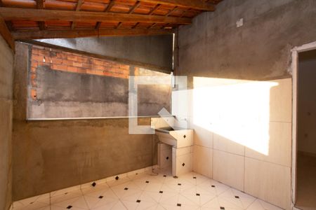 Casa para alugar com 50m², 1 quarto e sem vagaÁrea de Serviço