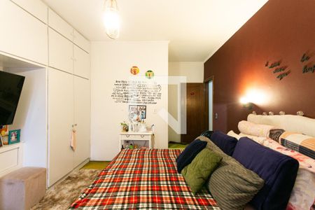 Casa para alugar com 460m², 4 quartos e 6 vagasSuíte