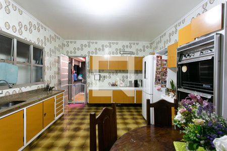 Casa para alugar com 460m², 4 quartos e 6 vagasCozinha