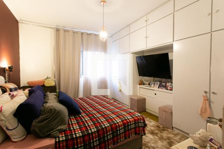 Casa para alugar com 460m², 4 quartos e 6 vagasSuíte