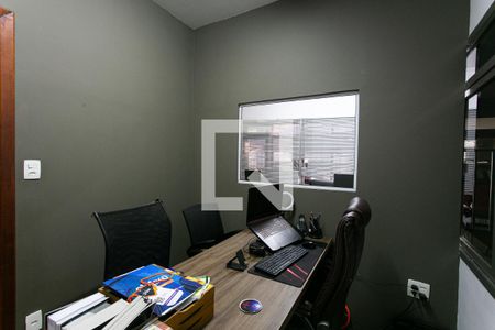 Casa para alugar com 460m², 4 quartos e 6 vagasEscritório 1