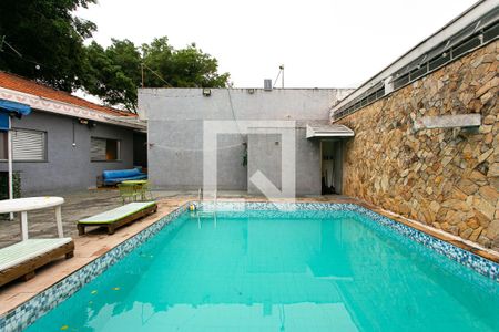 Casa para alugar com 460m², 4 quartos e 6 vagasPiscina