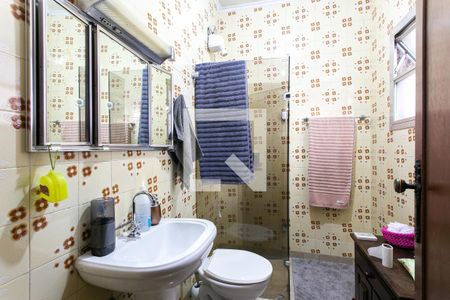 Casa para alugar com 460m², 4 quartos e 6 vagasBanheiro da Suíte