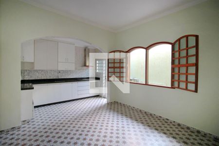 Casa à venda com 217m², 3 quartos e 1 vagaCozinha