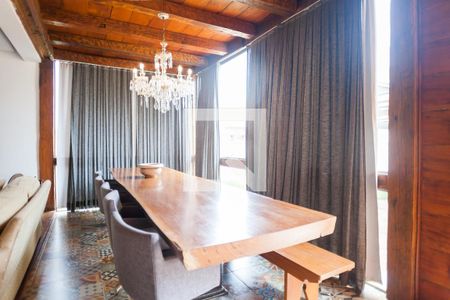 Casa de condomínio para alugar com 300m², 2 quartos e 4 vagasSala de Jantar