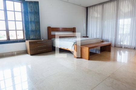 Casa de condomínio para alugar com 300m², 2 quartos e 4 vagassuite 2