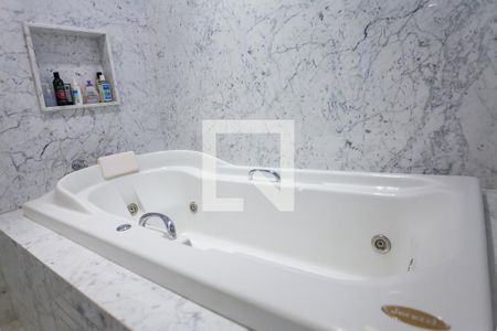 Casa de condomínio para alugar com 300m², 2 quartos e 4 vagasbanheiro suite 1