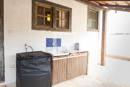 Casa de condomínio para alugar com 300m², 2 quartos e 4 vagasÁrea de Serviço