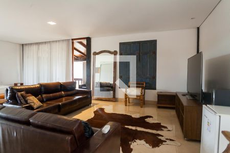 Casa de condomínio para alugar com 300m², 2 quartos e 4 vagassala de tv 2