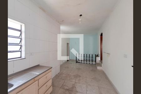 Casa à venda com 225m², 3 quartos e 2 vagas Casa à venda com 225m², 3 quartos e 2 vagasCozinha