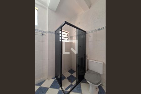 Casa à venda com 225m², 3 quartos e 2 vagas Casa à venda com 225m², 3 quartos e 2 vagasBanheiro