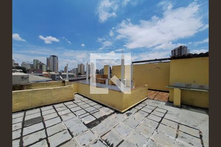 Casa à venda com 225m², 3 quartos e 2 vagas Casa à venda com 225m², 3 quartos e 2 vagasQuintal