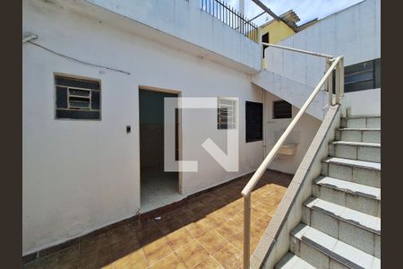 Casa à venda com 225m², 3 quartos e 2 vagas Casa à venda com 225m², 3 quartos e 2 vagasÁrea de Serviço