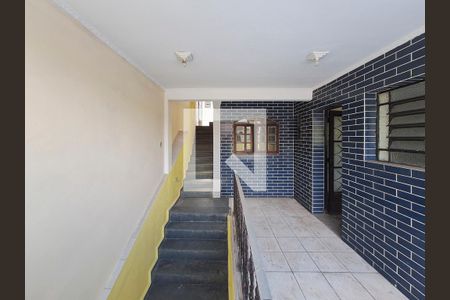 Casa à venda com 225m², 3 quartos e 2 vagas Casa à venda com 225m², 3 quartos e 2 vagasEntrada