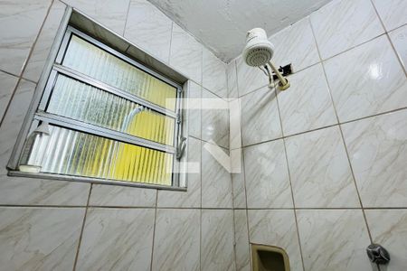 Casa à venda com 100m², 2 quartos e 2 vagas Casa à venda com 100m², 2 quartos e 2 vagasBanheiro 1