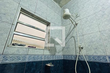 Casa à venda com 100m², 2 quartos e 2 vagas Casa à venda com 100m², 2 quartos e 2 vagasBanheiro 2