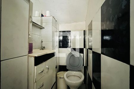 Casa à venda com 100m², 2 quartos e 2 vagas Casa à venda com 100m², 2 quartos e 2 vagasLavabo