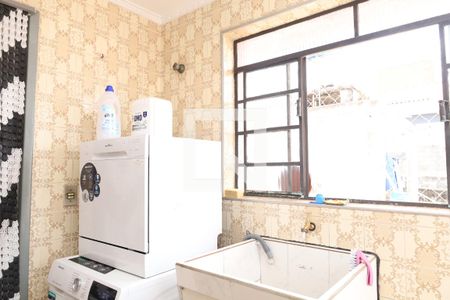 Casa à venda com 350m², 2 quartos e 6 vagasÁrea de Serviço