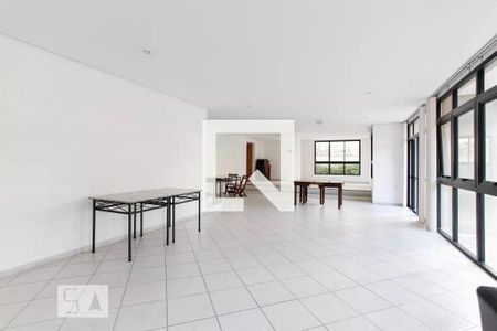 Apartamento à venda com 42m², 1 quarto e 1 vaga Apartamento à venda com 42m², 1 quarto e 1 vagaÁrea comum - Salão de festas