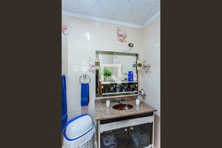 Casa à venda com 130m², 2 quartos e 3 vagasBanheiro suite 2