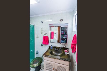 Casa à venda com 130m², 2 quartos e 3 vagasBanheiro suite 1