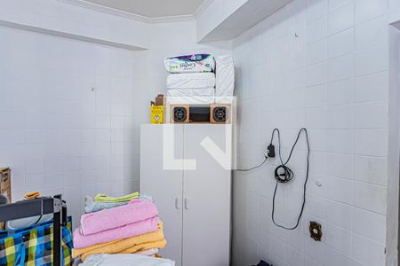 Casa à venda com 130m², 2 quartos e 3 vagasQuarto de Serviço