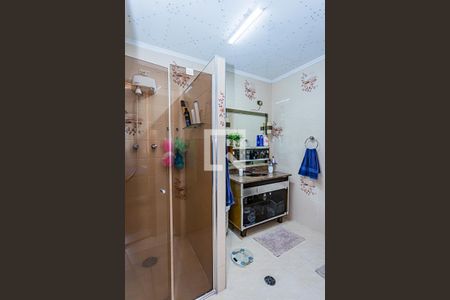 Casa à venda com 130m², 2 quartos e 3 vagasBanheiro suite 2