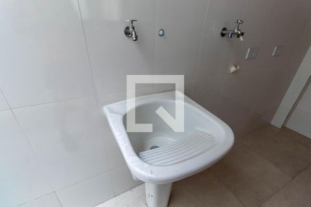 Casa de condomínio à venda com 118m², 2 quartos e 2 vagasLavanderia