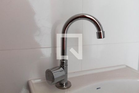 Casa de condomínio à venda com 118m², 2 quartos e 2 vagasBanheiro - torneira