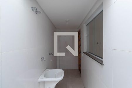 Casa de condomínio à venda com 118m², 2 quartos e 2 vagasLavanderia