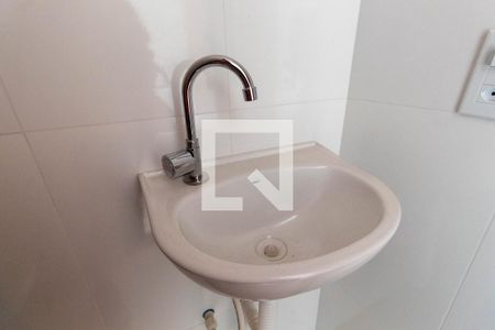 Casa de condomínio à venda com 118m², 2 quartos e 2 vagasLavabo