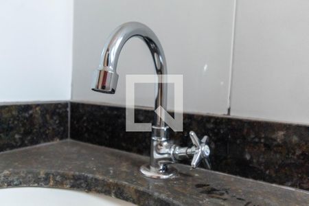 Casa de condomínio à venda com 118m², 2 quartos e 2 vagasBanheiro - torneira