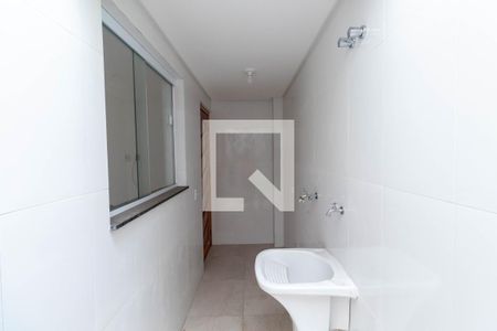 Casa de condomínio à venda com 118m², 2 quartos e 2 vagasLavanderia