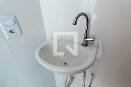 Casa de condomínio à venda com 118m², 2 quartos e 2 vagasLavabo