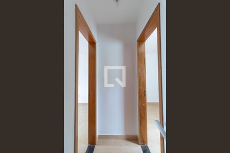 Casa de condomínio à venda com 118m², 2 quartos e 2 vagasCorredor