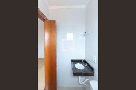 Casa de condomínio à venda com 118m², 2 quartos e 2 vagasBanheiro da Suíte 1