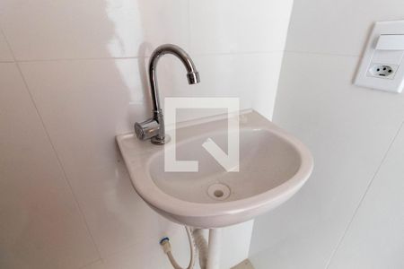 Casa de condomínio à venda com 118m², 2 quartos e 2 vagasLavabo