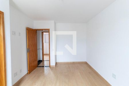 Casa de condomínio à venda com 118m², 2 quartos e 2 vagasQuarto Suíte 1