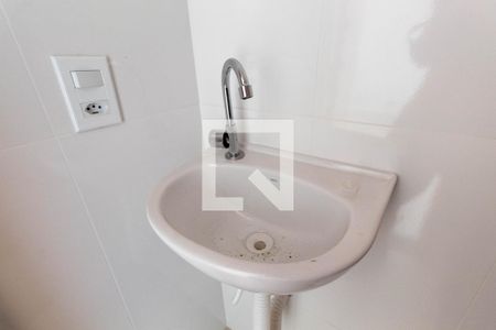 Casa de condomínio à venda com 118m², 2 quartos e 2 vagasLavabo