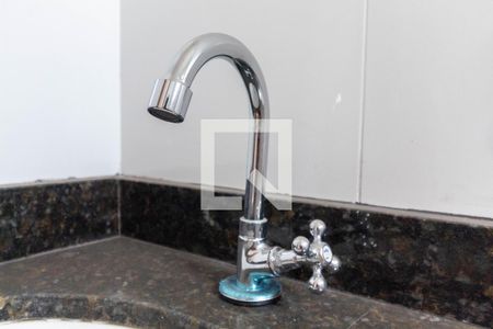 Casa de condomínio à venda com 118m², 2 quartos e 2 vagasBanheiro - torneira