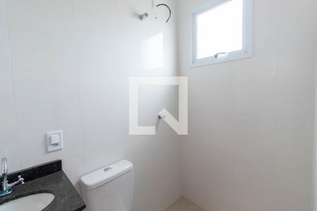 Casa de condomínio à venda com 118m², 2 quartos e 2 vagasBanheiro da Suíte 1