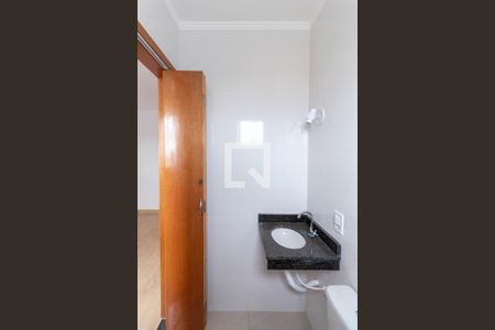 Casa de condomínio à venda com 118m², 2 quartos e 2 vagasBanheiro da Suíte 1